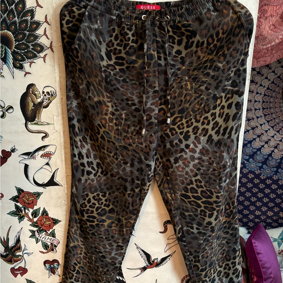 ☠️👀🖤90’s ALT DREAMZZZZZ green leopard print harem pants 🖤👀☠️ - Picture 2 of 3